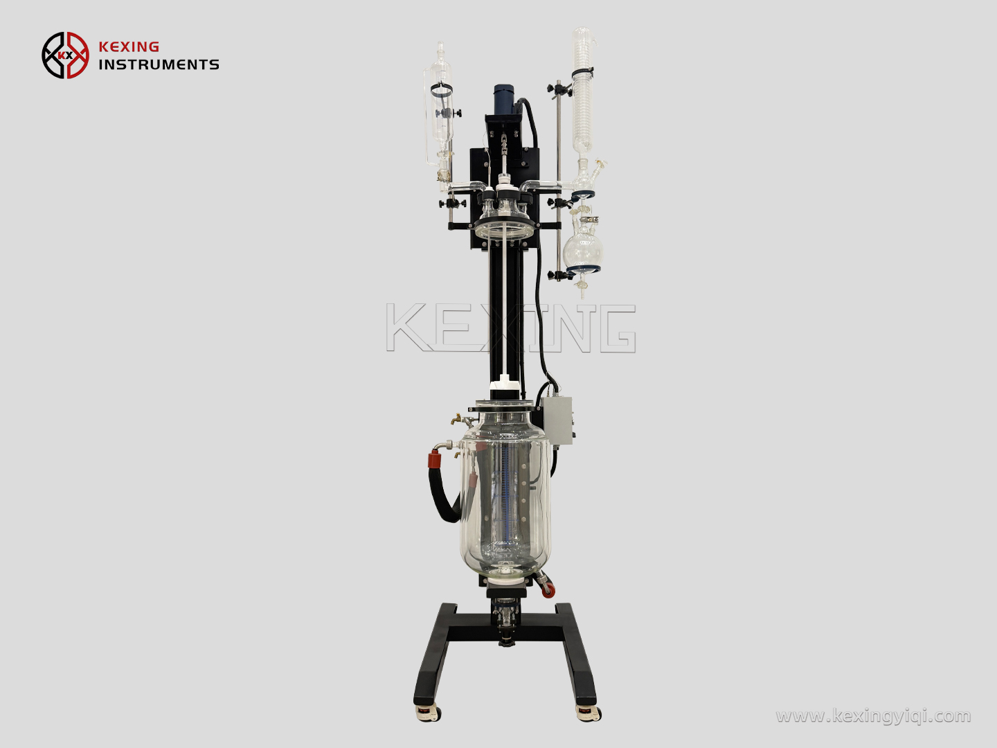Lifting jacketed glass reactor