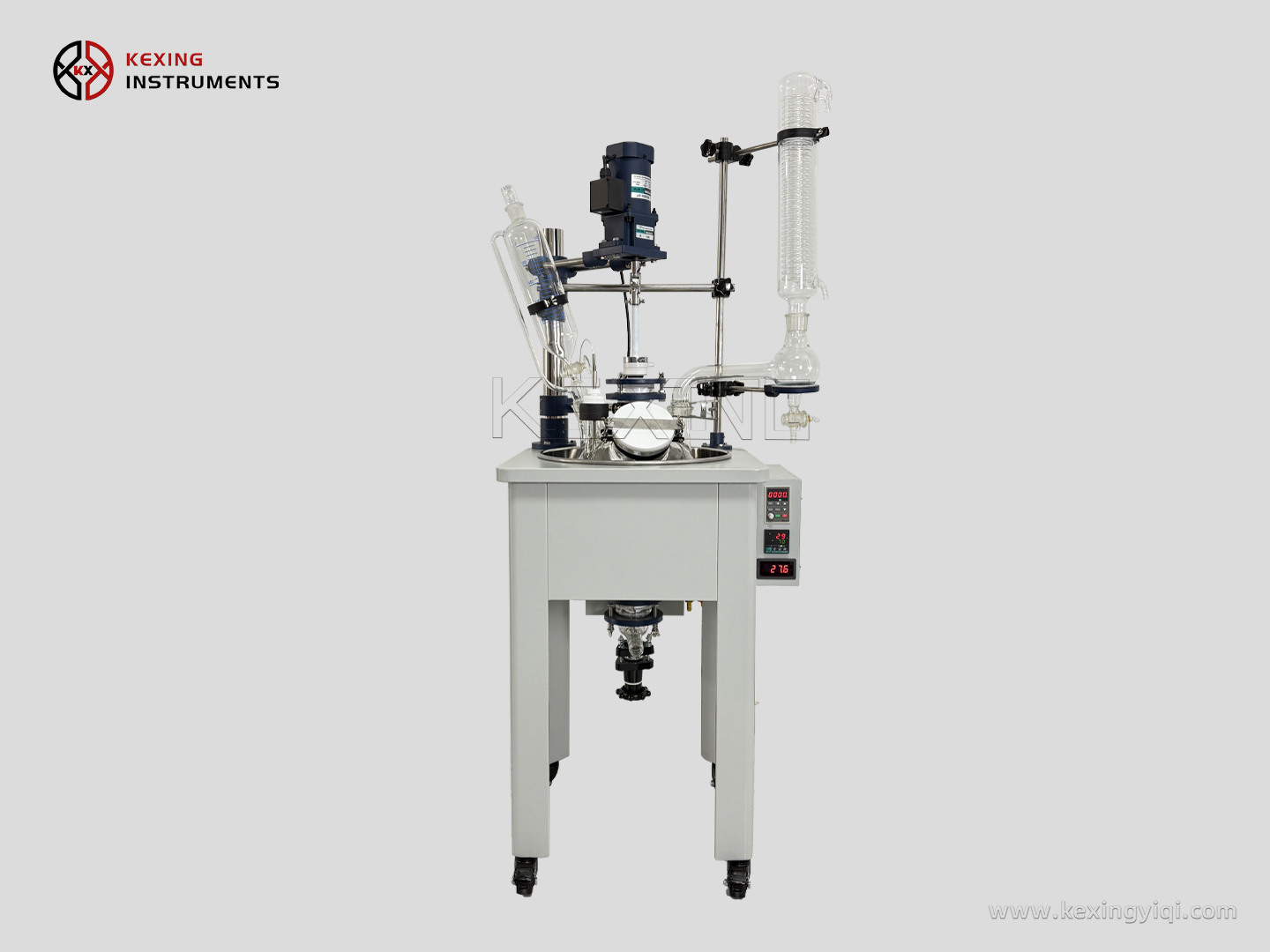 Bath heating glass reactor