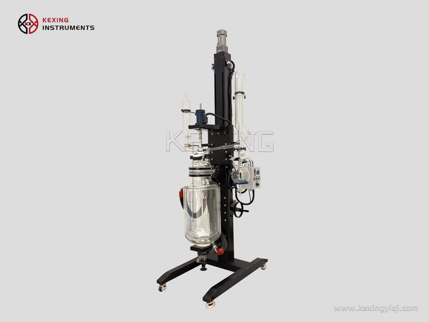 Lifting jacketed glass reactor
